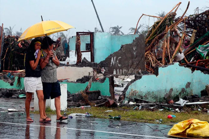 Salesianos benefician a cerca de 12.000 filipinos damnificados por tifón Haiyan