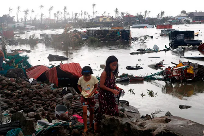 Tifón en Filipinas: AIN lanza campaña urgente de oración y recojo de fondos