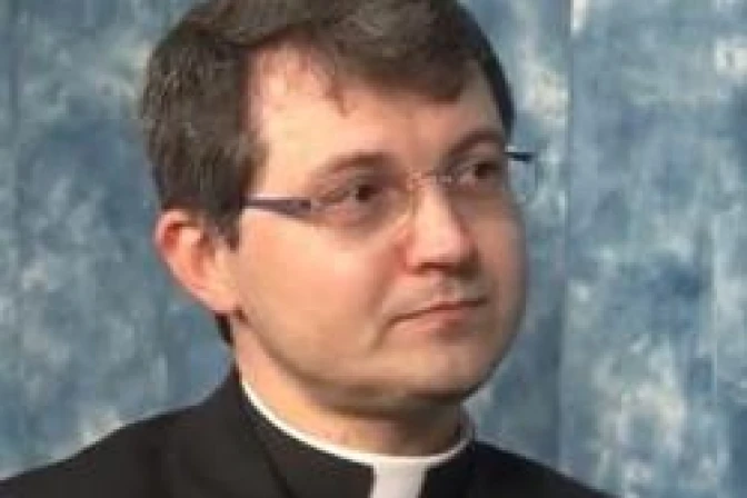 Iglesia Católica no es "oscurantista" cuando defiende la vida