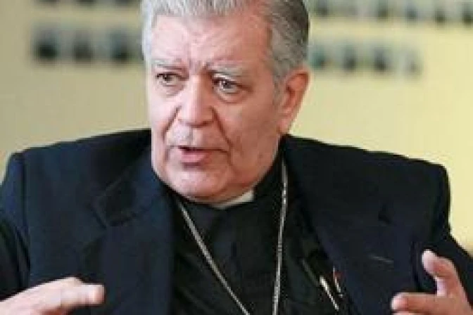 Cardenal repudia actos vandálicos contra Patrona de Venezuela