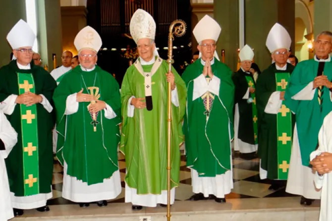 Obispos venezolanos reciben a nuevo Nuncio y reafirman comunión con el Papa
