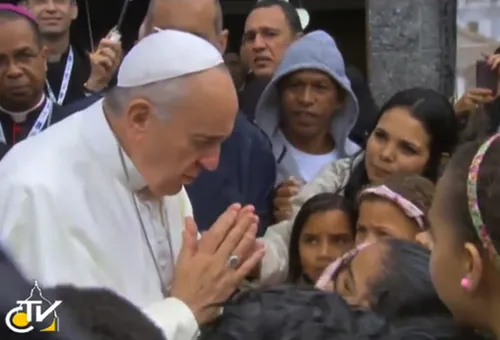 El Papa bendice y reza junto a niños?w=200&h=150