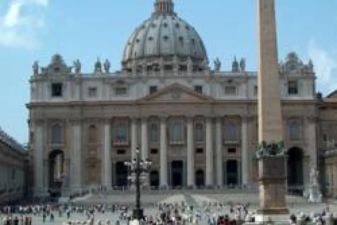 Vaticano analizará en congreso casos de abusos en la Iglesia