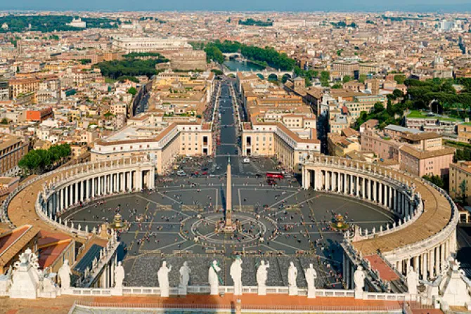 El Papa establece nueva estructura para asuntos económicos del Vaticano