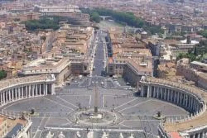 Vaticano firma tratados contra crimen internacional