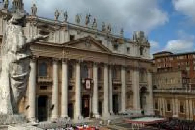 Vaticano desmiente malos manejos de Fábrica de San Pedro