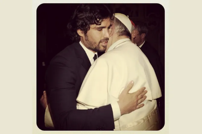 Actor Eduardo Verástegui recibe un pedido especial del Papa Francisco