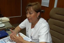 Dra. Zarela Solu00eds, directora del Hospital Arzobispo Loayza