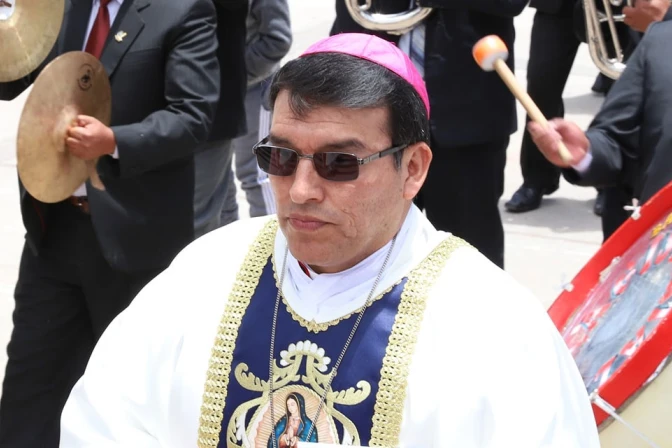 Mons. Ciro Quispe López, Prelado Emérito de Juli (Perú).