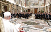 Imagen de la audiencia con periodistas de agencias de noticias