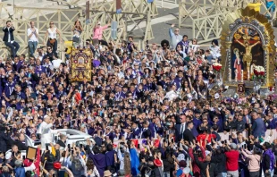 Procesión del Señor de los Milagros en Roma Crédito: Daniel Ibáñez/EWTN News