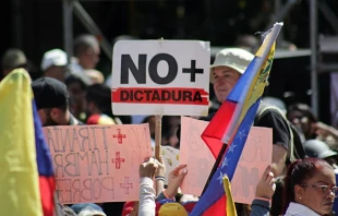Protestas en Venezuela (2019). Crédito: Alexcocopro (Wikimedia Commons, CC BY-SA 4.0).