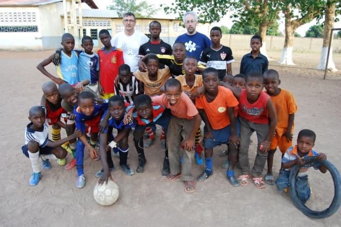 Rezamos por la enfermera con ébola en España, dice misionero de Guinea