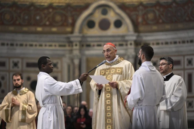 Cardenal Reina, Letrán
