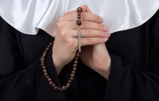 Imagen referencial de religiosa. Crédito: Shutterstock