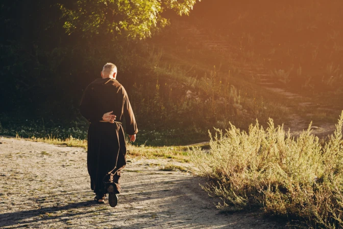 Imagen referencial de fraile capuchino.