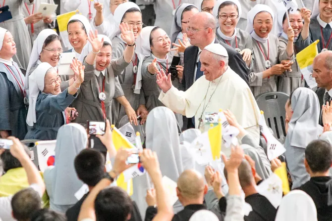 Religiosos coreanos “regalan” al Papa Francisco 3.7 millones de decenas del Rosario y 118 mil ayunos