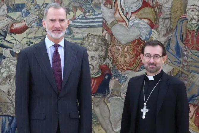 El Rey de España, Felipe VI, recibe al Arzobispo de Madrid, Cardenal José Cobo.