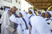 El Papa Francisco en la Casa de las Misioneras de la Caridad