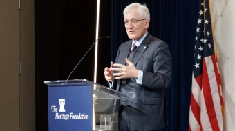 El profesor Robert P. George habla en un evento de la Heritage Foundation conmemorando el 100º aniversario de Pierce v. Society of Sisters el 30 de mayo de 2025.