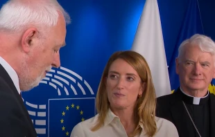 Roberta Metsola recibe el premio In Veritate 2023 Crédito: Secretariat COMECE | YouTube