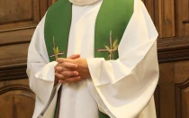 Imagen referencial de un sacerdote.