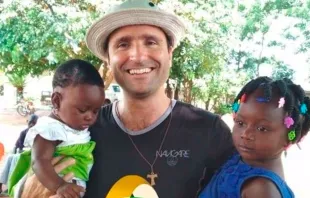 P. Matteo Pettinari, el "misionero infatigable", fallecido en un accidente en Costa de Marfil. Crédito: Missionari della Consolata.