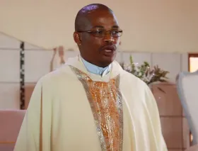 La Iglesia Católica en Sudáfrica denuncia “pandemia” de homicidios tras asesinato de sacerdote