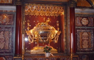 Reliquia de la Santa Cuna del Niño Jesús en Santa María la Mayor Crédito: Dominio público