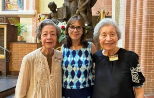 De izquierda a derecha: Maritza Chiquinquirá Salazar. Elisabeth Dal Pan y Olga Elena Salazar. Crédito: Andrés Henríquez/EWTN.