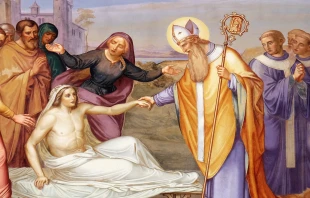 San Martín de Tours resucitando a un joven Crédito: Zvonimir Atletic - Shutterstock