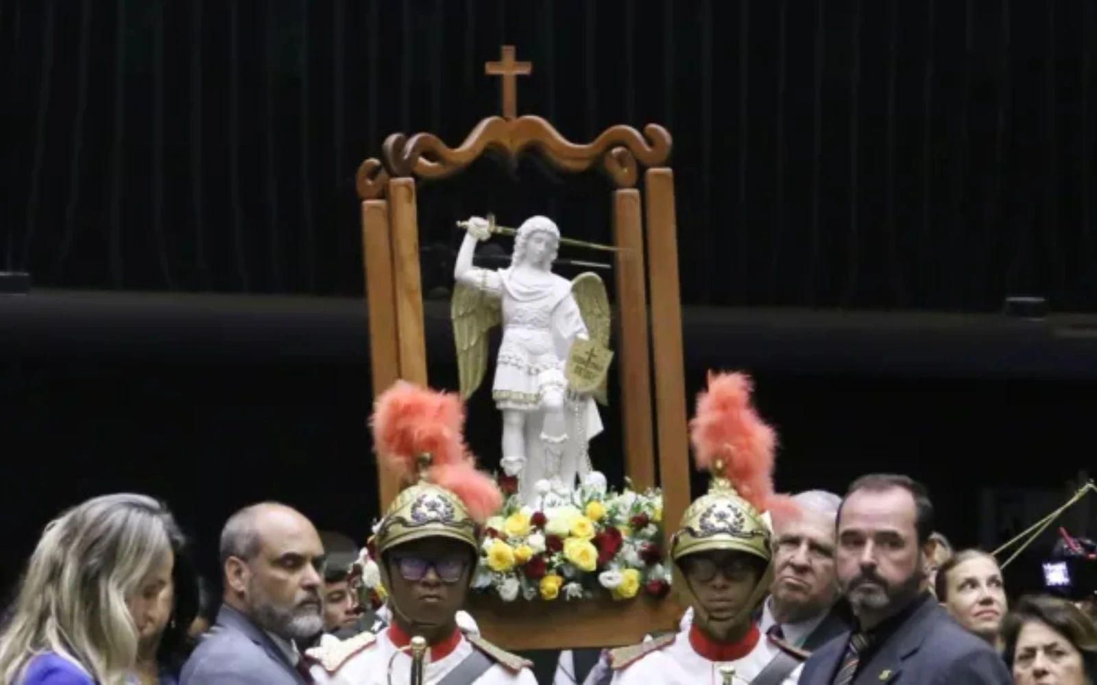 Imagen de San Miguel Arcángel en la Cámara de Diputados.?w=200&h=150