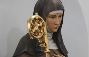 Imagen de Santa Clara de Asís. Crédito: Lawrence OP vía Flickr (CC BY-NC-ND 2.0)