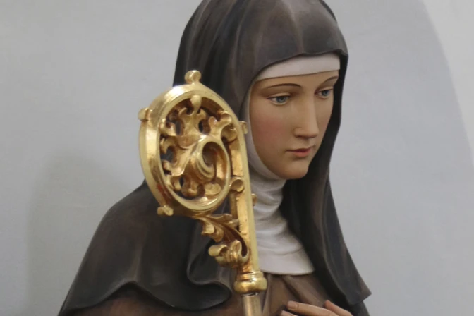 Santa Clara de Asís 11082025