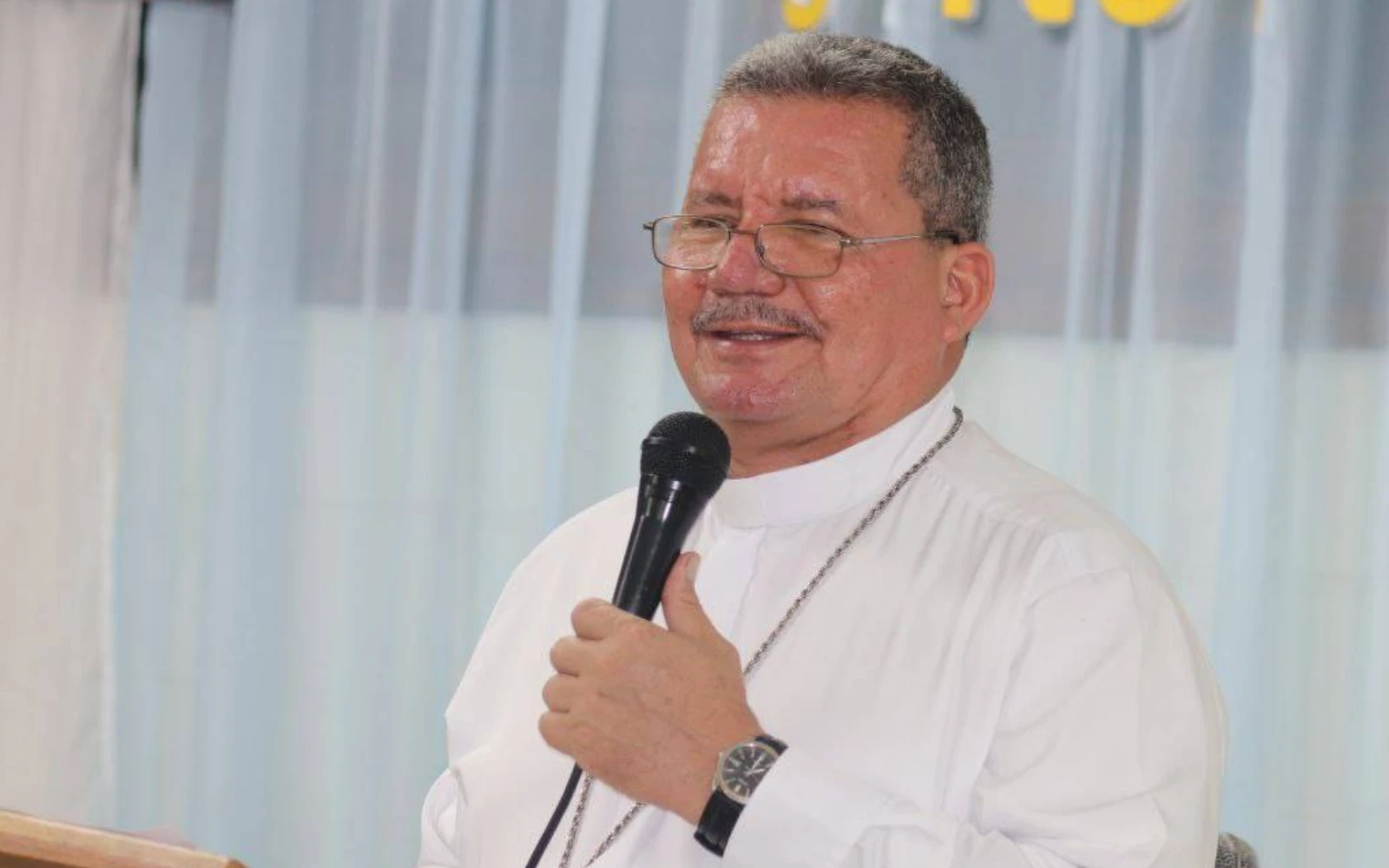 Mons. Héctor David García.?w=200&h=150