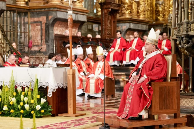 El Arzobispo de Santiago de Compostela, Mons. Francisco José Prieto.