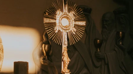 El Santísimo Sacramento.
