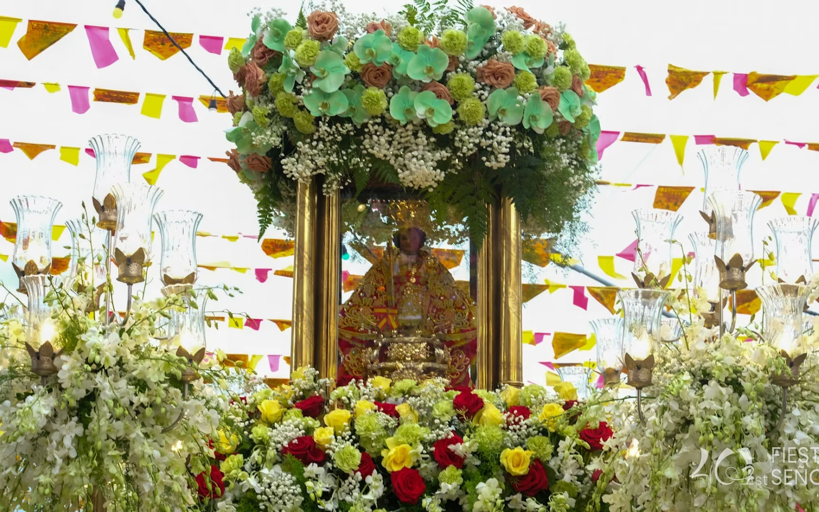 Una imagen del Santo Niño es llevada en procesión en Cebú, en el centro de Filipinas, el 18 de enero de 2026.?w=200&h=150
