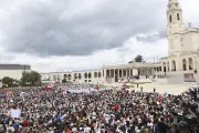 Fieles rezan en Santuario de Fátima para que no se legalice la eutanasia en Portugal 