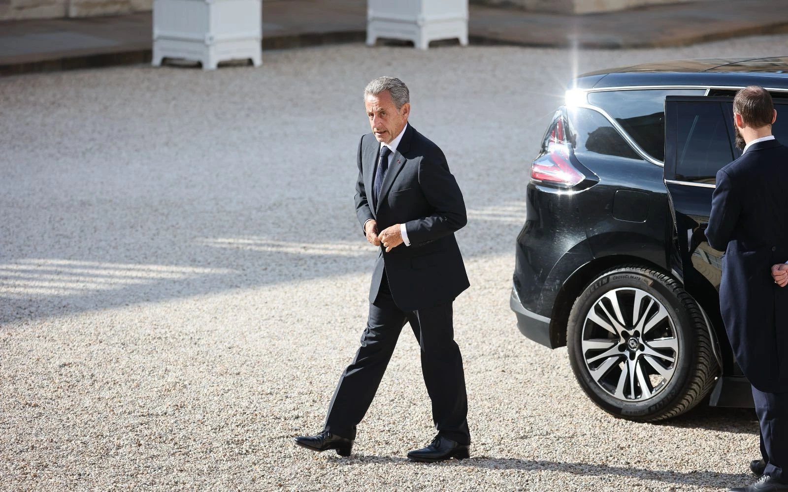 Nicolas Sarkozy se convirtió el pasado 21 de octubre en el primer exjefe de Estado de Francia en atravesar el portón de un centro penitenciario para cumplir condena entre rejas.?w=200&h=150