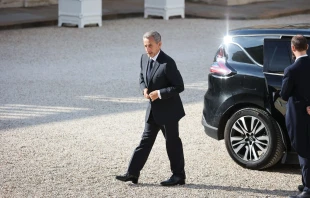 Nicolas Sarkozy se convirtió el pasado 21 de octubre en el primer exjefe de Estado de Francia en atravesar el portón de un centro penitenciario para cumplir condena entre rejas. Crédito: Antonin Albert / Shutterstock