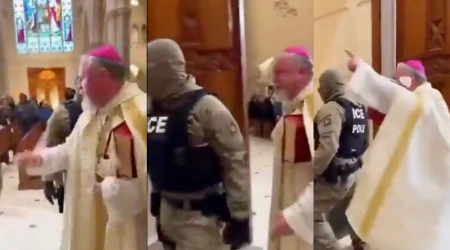 En esta secuencia de uno de los vídeos se puede apreciar como el libro que lleva el obispo está pegado a su brazo