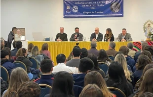 Panel de la Semana Social 2025 Crédito: Obispado de Mar del Plata