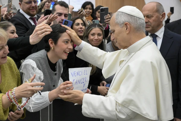 Ante cerca de 7.000 personas, el Papa celebró la Audiencia General. Crédito: Vatican Media