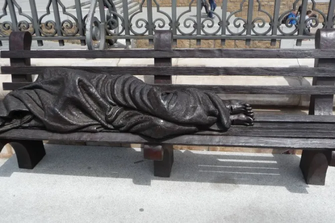 Cáritas atendió a más de 37 mil personas sin hogar el pasado año en España