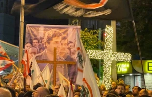 Los cristianos libaneses celebran la caída del régimen de Assad en Siria el 8 de diciembre de 2024. Crédito: Mirella Mansour