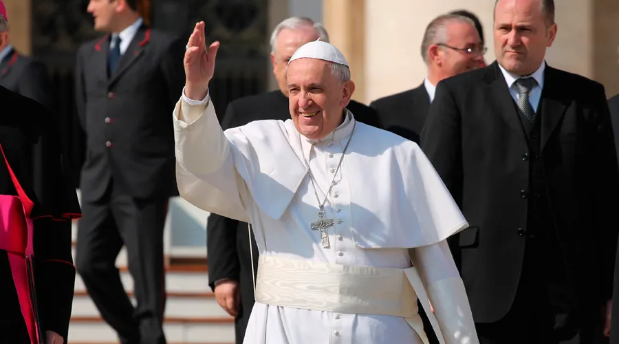El Papa Francisco en la audiencia general de hoy. Foto Petrik Bohumil / ACI Prensa