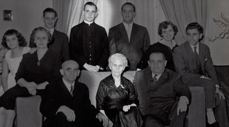 Abuela Rosa en una foto familiar del álbum de la Familia Bergoglio