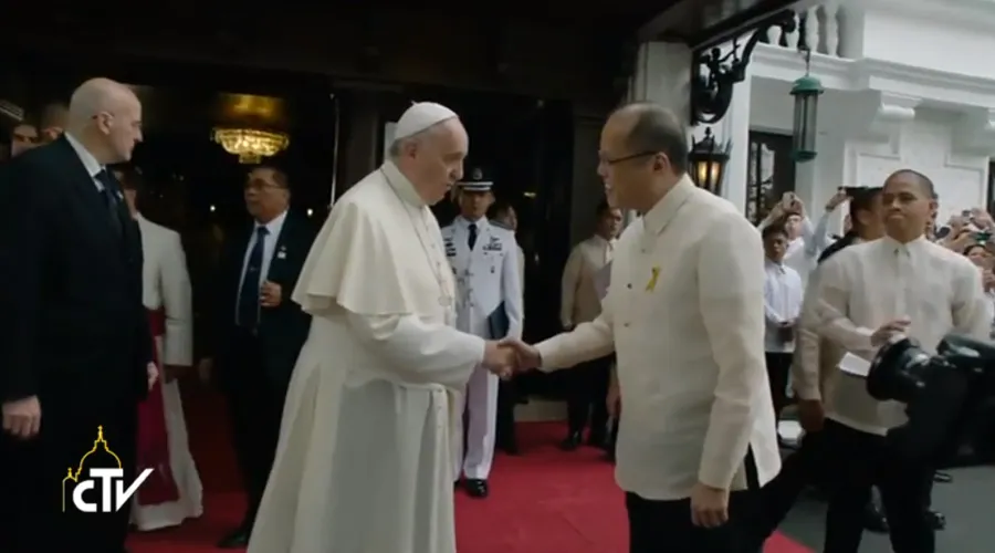 Papa Francisco y Benigno Aquino