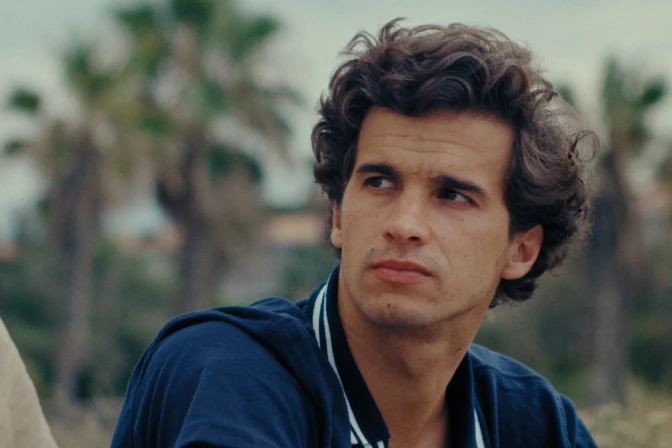 Tomás Farrell interpreta a Javier Sartorius en "Sólo Javier".